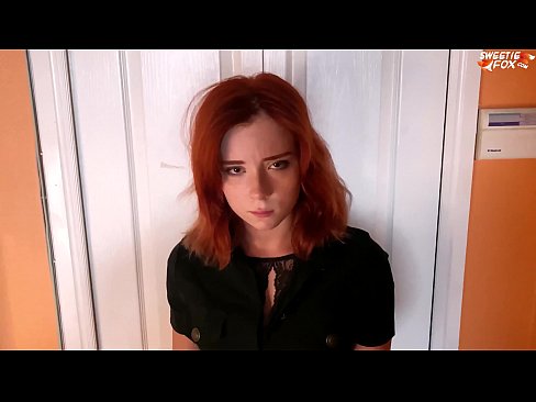 ❤️ Sikkerhetsvakt straffet pen kvinne for butikktyveri - Sperm i munnen ❤❌ Jævla video hos oss ❌️